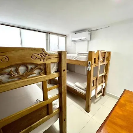 Apartment Vista Al Mar: Espacioso Apartamento Para 7 Personas Cartagena