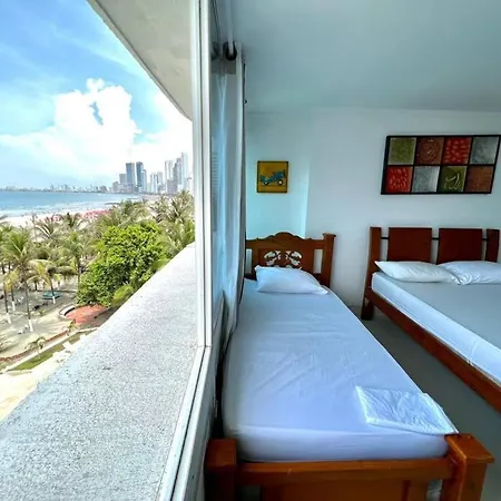 Apartamento Vista Al Mar: Espacioso Apartamento Para 7 Personas